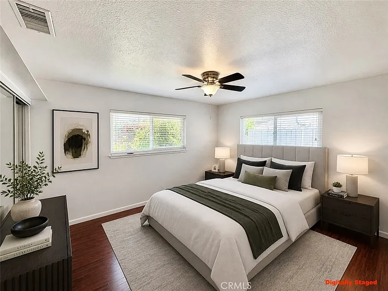 18572 Avolinda Dr — Photo 32