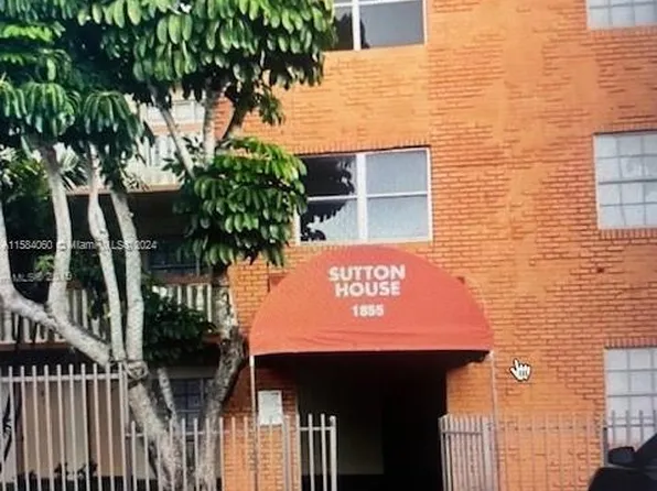 1885 NE 121st St APT 24, North Miami, FL 33181