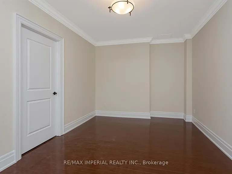 3568 Joan Dr — Photo 34