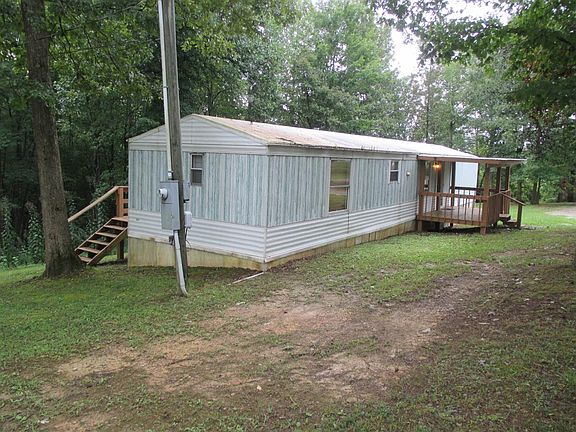 3rd image of 824 Letha Petrey Rd