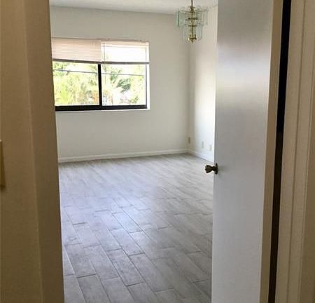 4th image of 229 Commercial Blvd APT 2