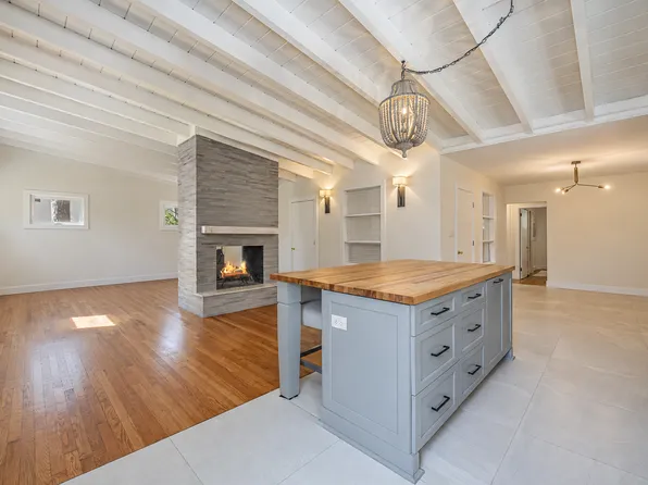 760 Shelley Rd, Charleston, SC 29407