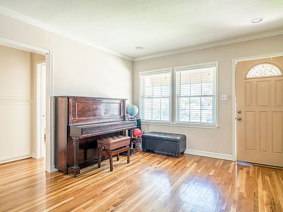 5th image of 14725 Flomar Dr