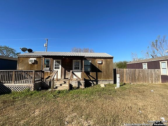5th image of 410 County Road 2518 #117