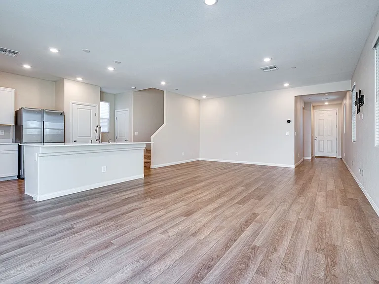 6953 Antequera St — Photo 15