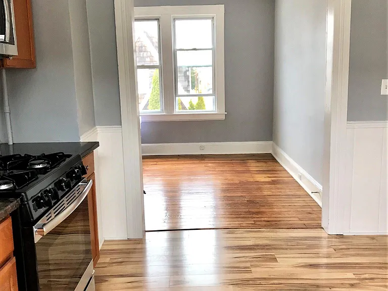 27 Harborview Ave #2 — Photo 6