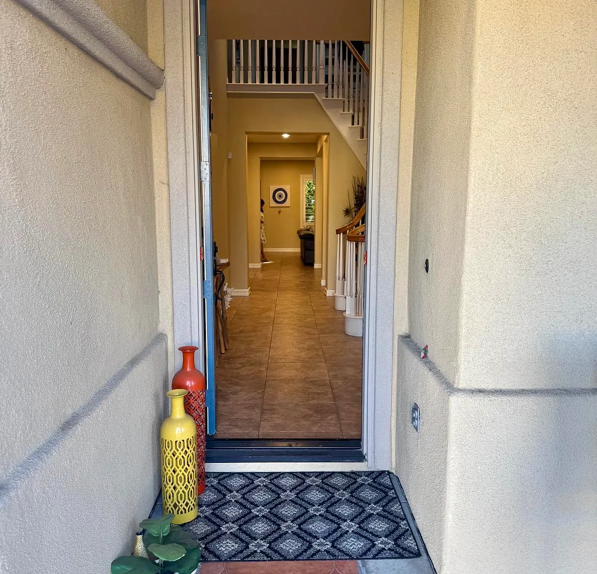 4 bed, 3066 sqft, $6,900 — Photo 4