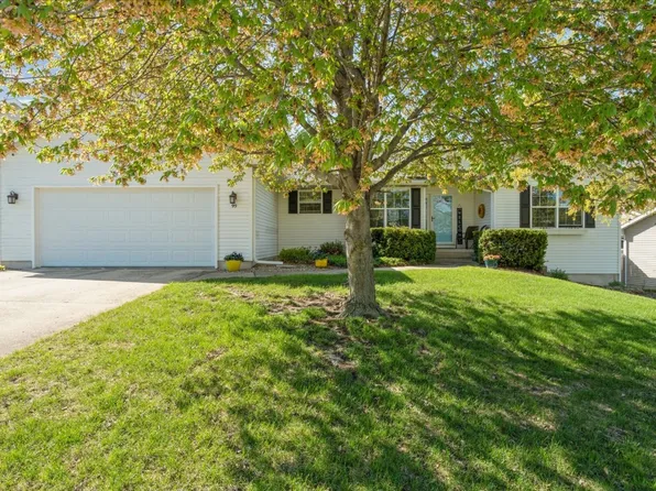 99 Partridge Ave, Marion, IA 52302