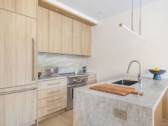 2nd image of 259 22nd St #3B