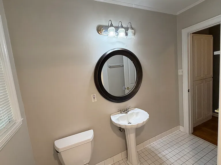 4511 Summerville Rd — Photo 20