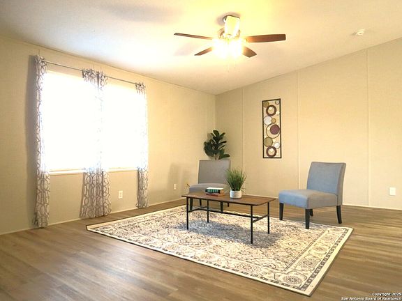 2nd image of 417 Rosemary