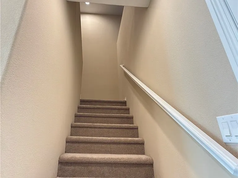 12 Jasmine Point St — Photo 17