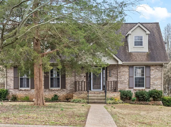1125 Stonebrook Dr, Clarksville, TN 37042