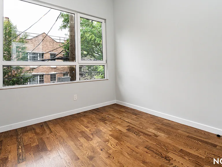 1628 Summerfield St #2B — Photo 15