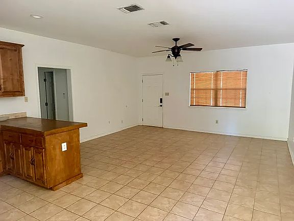 3rd image of 570 Dublin Ave