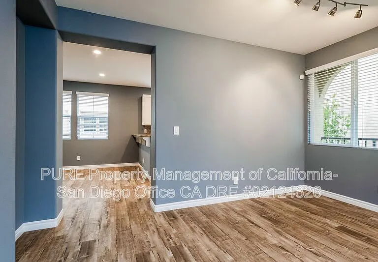 740 Mariposa Cir — Photo 7