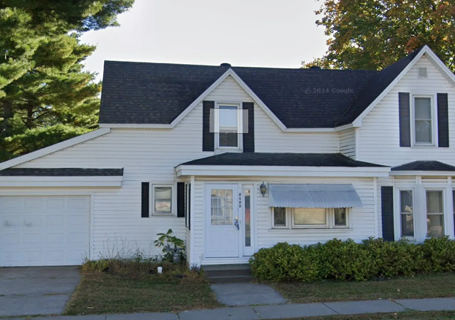 2-Bedroom 1-Bathroom / Multi Family House — Photo 1