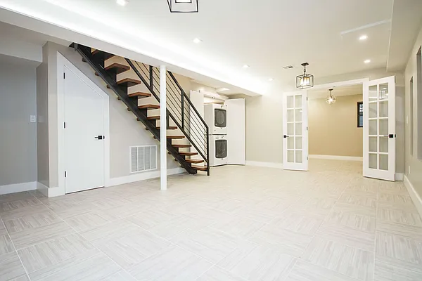 Rented by Nooklyn NYC LLC | media 50