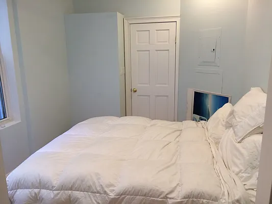 Rented by Constantinos Kaimakliotis, LREB | media 4