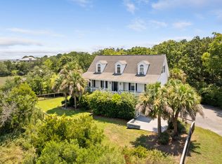 424 Station 22 1/2 St, Sullivans Island, SC 29482