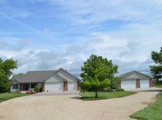 7836 SW Indian Woods Pl, Topeka, KS 66615
