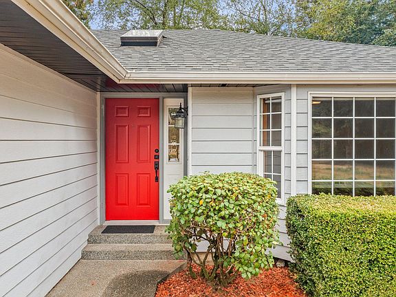 3rd image of 12920 56th Ave NE