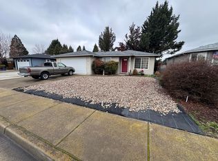1283 Far West Ave, Central Pt, OR 97502