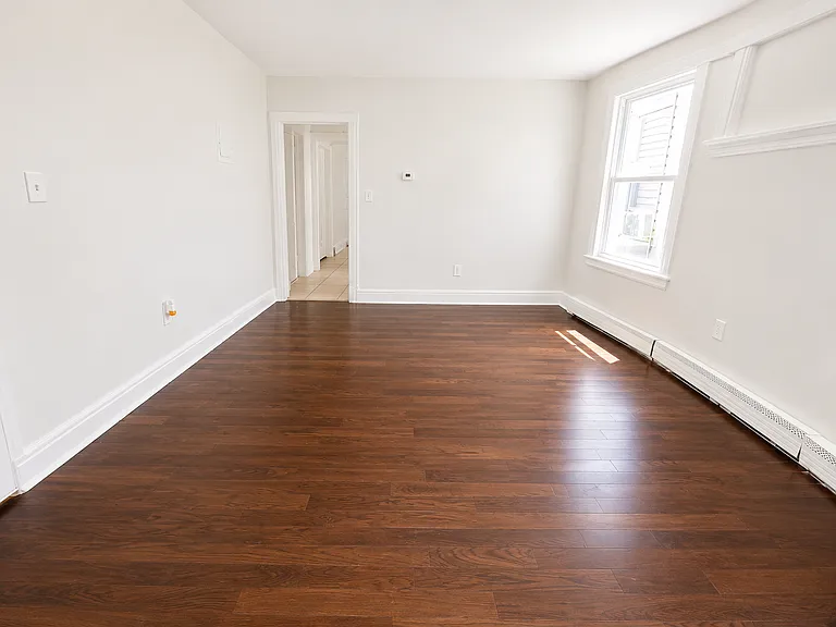 272 S 11th St #2 — Photo 12