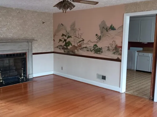 1303 W Dixon Blvd, Shelby, NC 28152