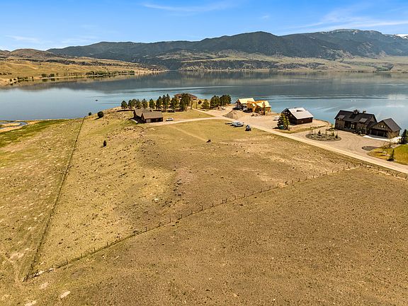 5th image of Rainbow Point Rd