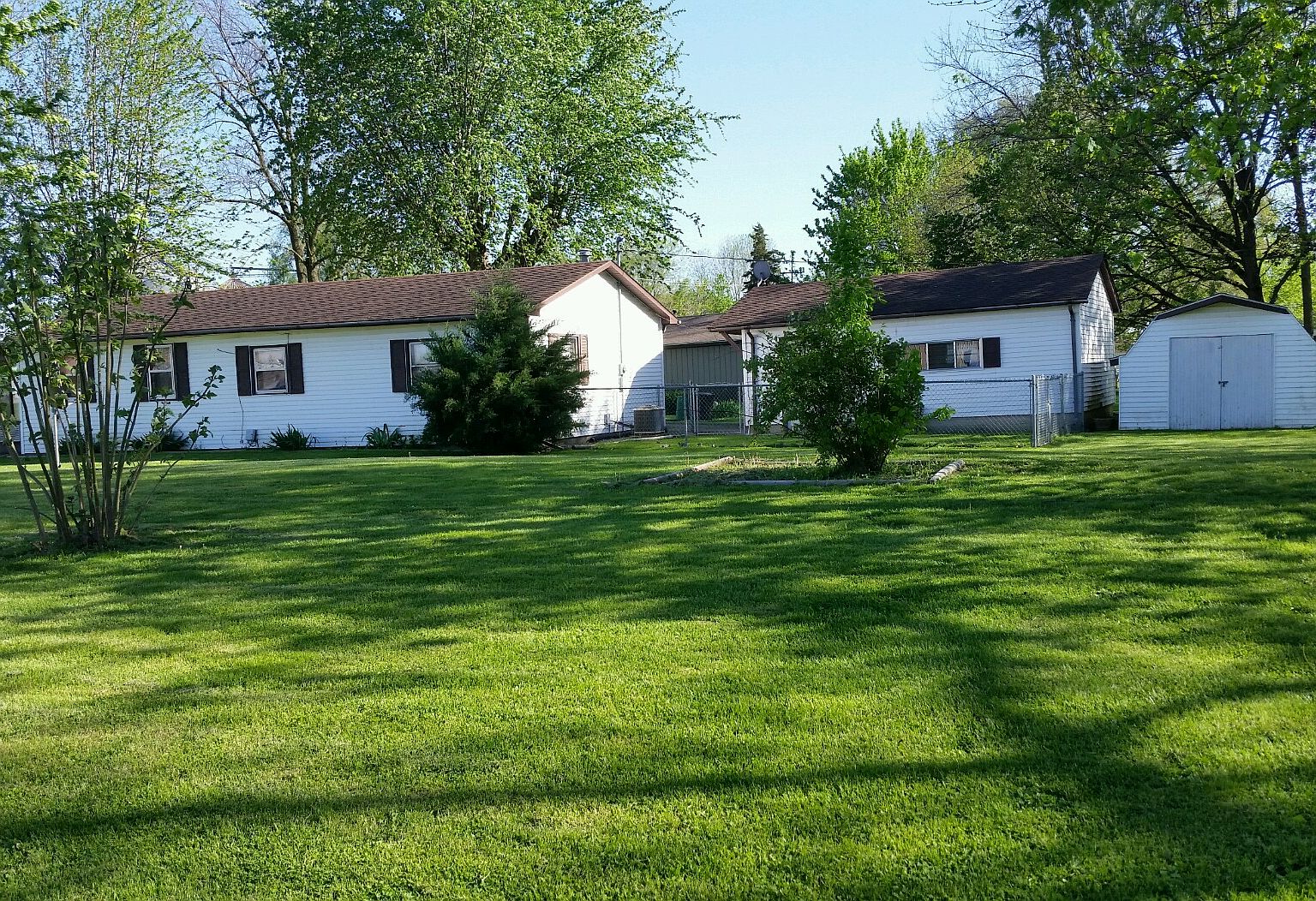 483 Chestnut Ave, Neoga, IL 62447 Zillow