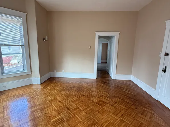 161 Clifton St APT 1, Malden, MA 02148