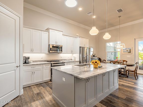 5th image of 3027 Portofino Blvd