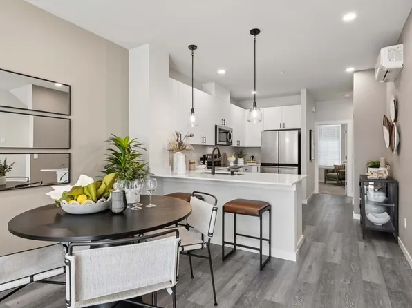 16830 20th Ave W #F4, Lynnwood, WA 98037