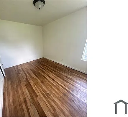 4725 Hamlett Dr — Photo 6