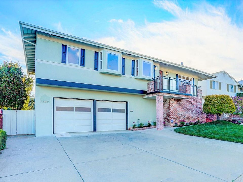 1st image of 1109 Oakwood Dr