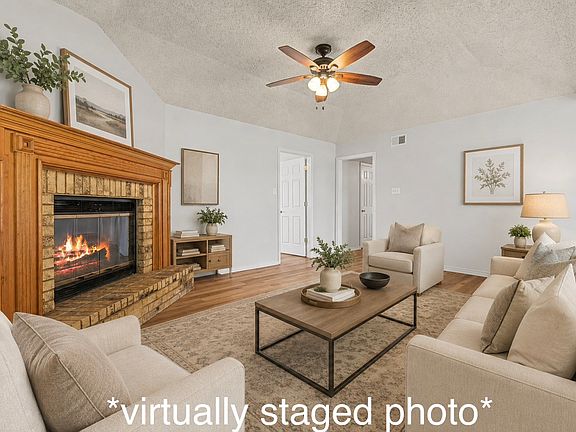 4th image of 740 Squire Pl