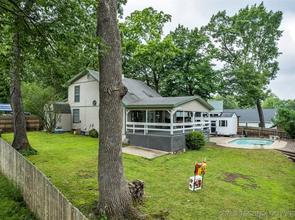 18 Miami Dr, Afton, OK 74331