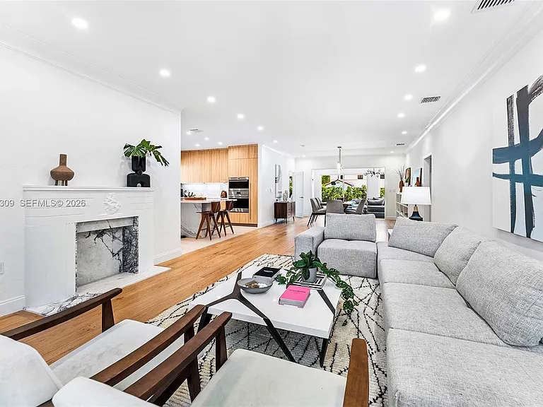 6145 La Gorce Dr — Photo 16