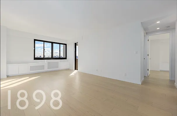 Rented by A&E Real Estate Management | media 9