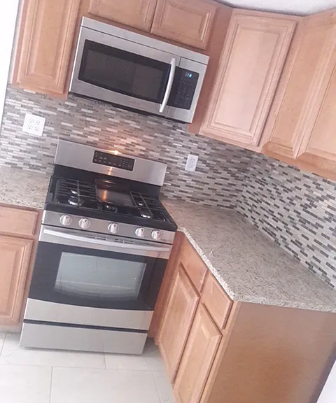 87 Easton St #1 — Photo 1
