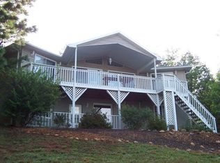 736 Wooten Rd, Franklin, NC 28734