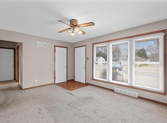 4th image of 700 Babler Dr