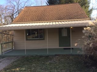 371 Margaret Dr, Crescent, PA