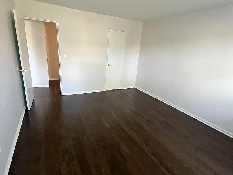 7 Wedgewood Dr #100 — Photo 8