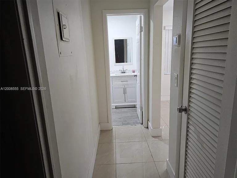 900 Tallwood Ave #207 — Photo 11