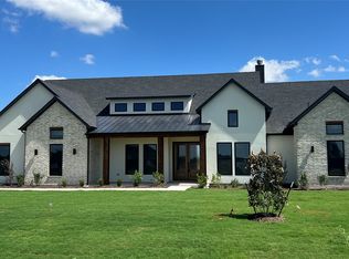 6420 McChesney Dr, Midlothian, TX 76065