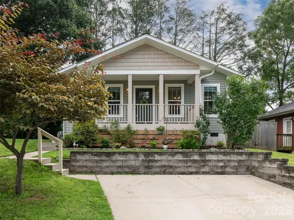 115 Soulshine Ct, Asheville, NC 28806