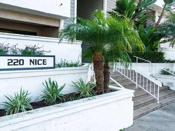 220 Nice Ln APT 206, Newport Beach, CA 92663