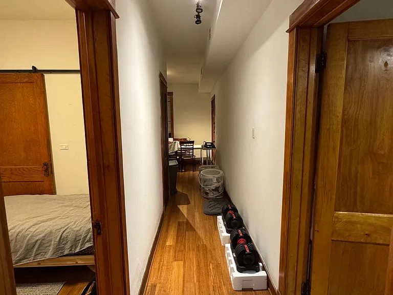 2152 W Walton St #1 — Photo 15